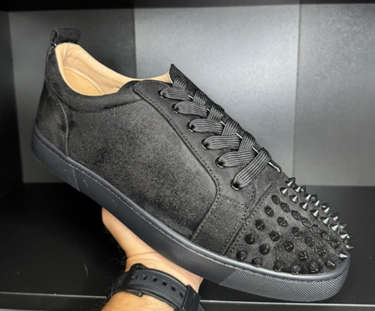 Spike Low Top Black