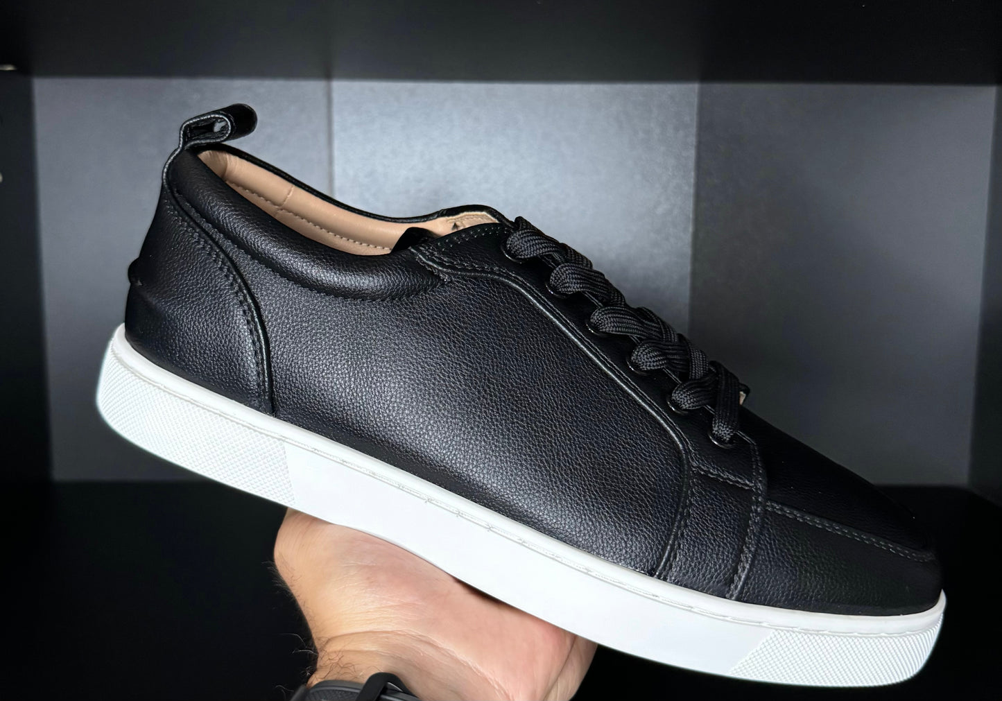 Leather Low Top Black